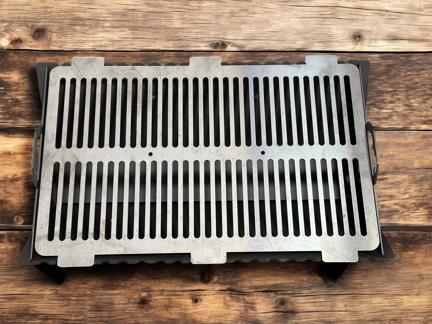 Tragbarer Edelstahlgrill mit Tragetasche – Dein perfekter Outdoor-Kochbegleiter!