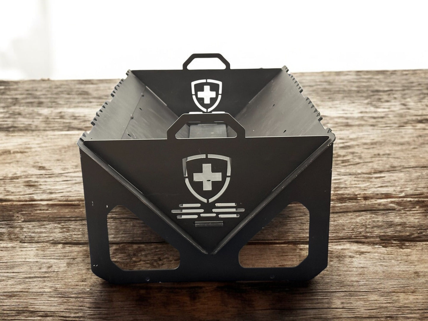 Tragbarer Edelstahlgrill mit Tragetasche – Dein perfekter Outdoor-Kochbegleiter!