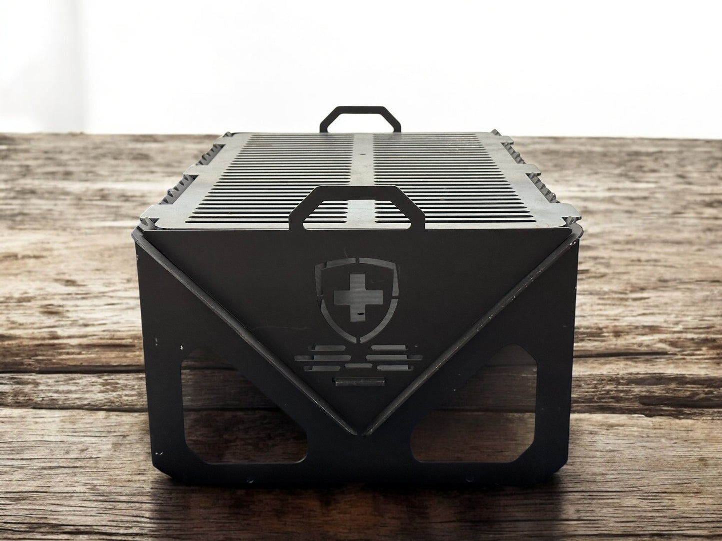 Tragbarer Edelstahlgrill mit Tragetasche – Dein perfekter Outdoor-Kochbegleiter!